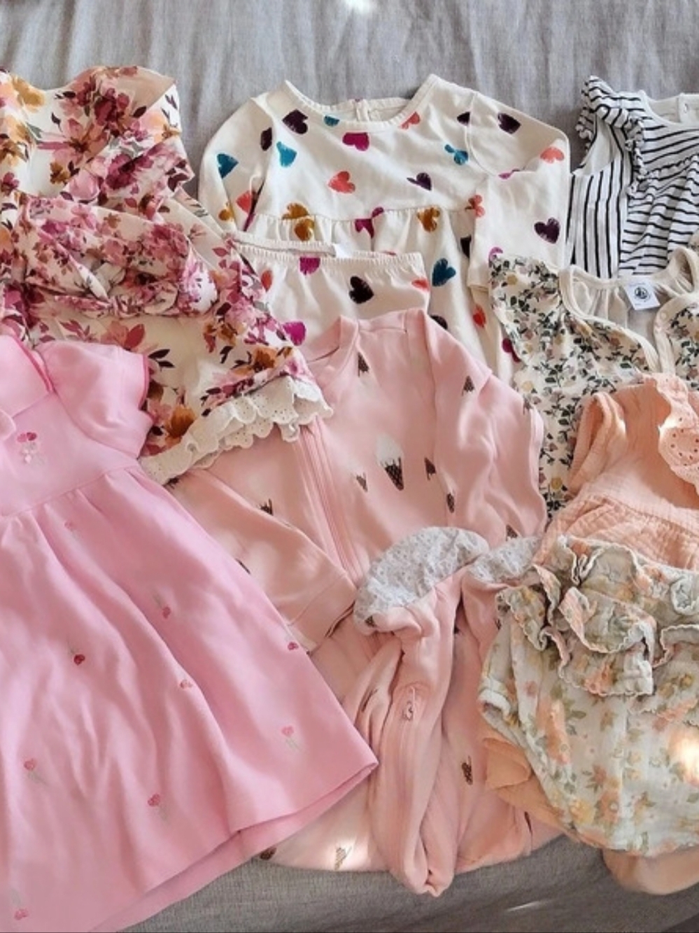 Baby Girls Size 12M Assorted Summer Clothing Lot